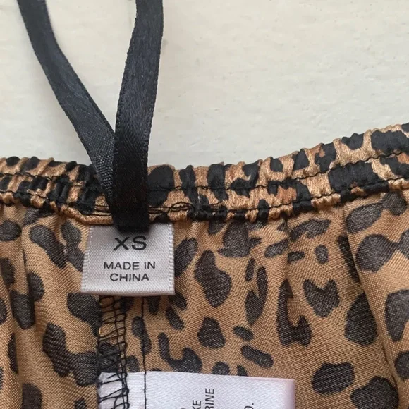 Animal print cheetah Leopard Print satin Pants - Picture 5 of 5